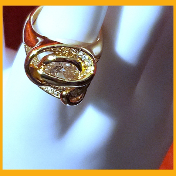 Love Knot Ring Statement Jewelry - Picture 4 of 14